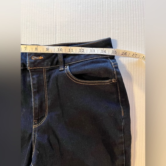 NO Boundaries Jeans stretch Size 11. - Picture 8 of 10